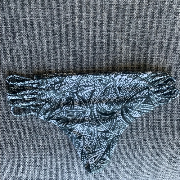 Stone Fox Swim Set - Picture 3 of 5